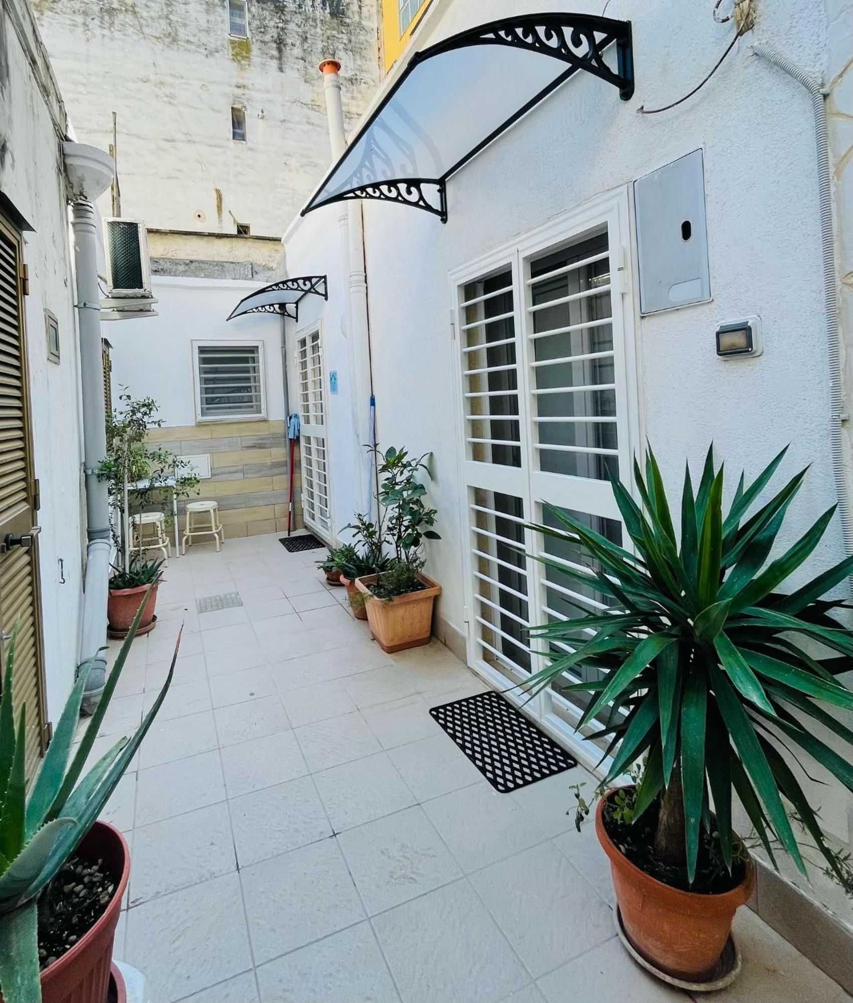 La Cattaro Villa Bari Ngoại thất bức ảnh